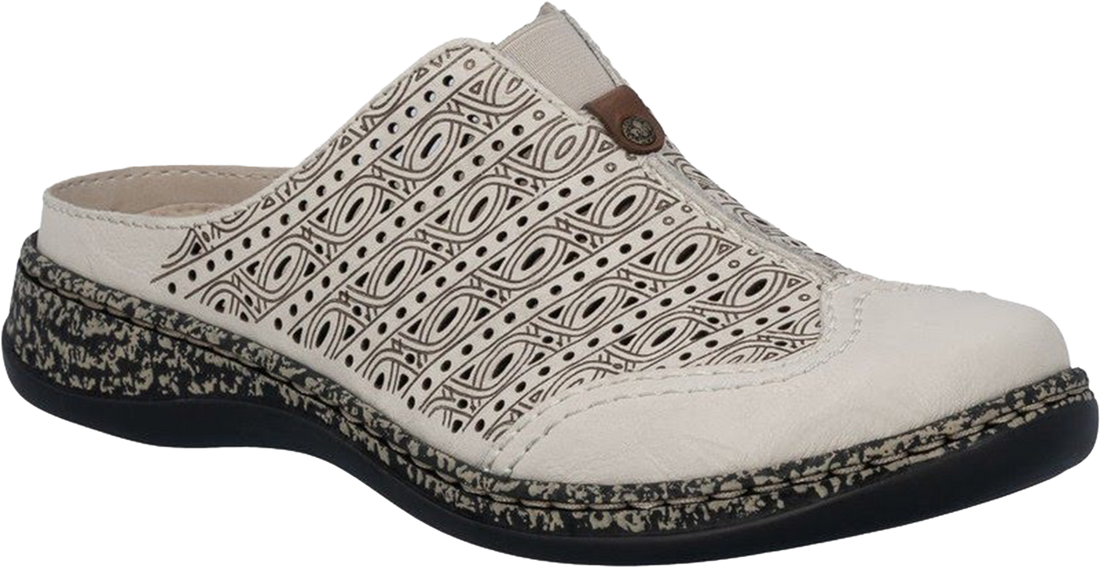 Quarter turn view Women&